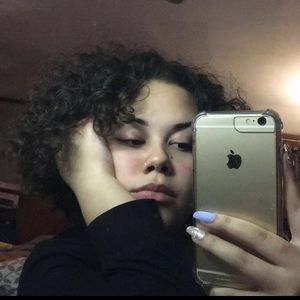 Meet your Posher, Natasha